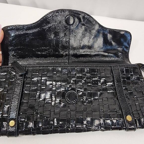 Elliott Lucca Black Woven Leather Clutch With Wrist Strap Women's Bag - Picture 4 of 11